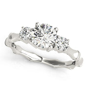 ENGAGEMENT RINGS 3 STONE ROUND